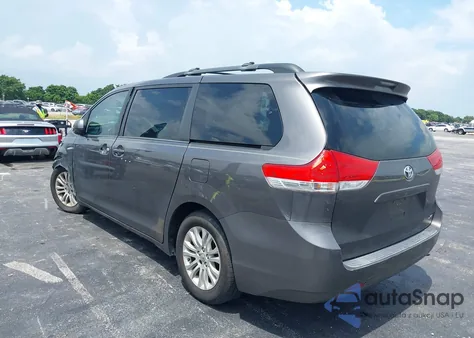2012 Toyota Sienna Xle V6 8 Passenger from USA, damaged, VIN 5TDYK3DC5CS244182